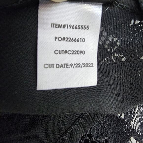 Torrid Top Womens Size 4X Black Peplum Lace Puff Blouson Sleeve Sweetheart Neck - Picture 15 of 16